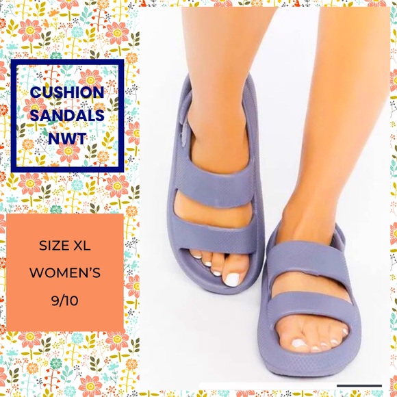 Forever 21 Shoes - 🆕Cushion Sandals Women’s 9-10